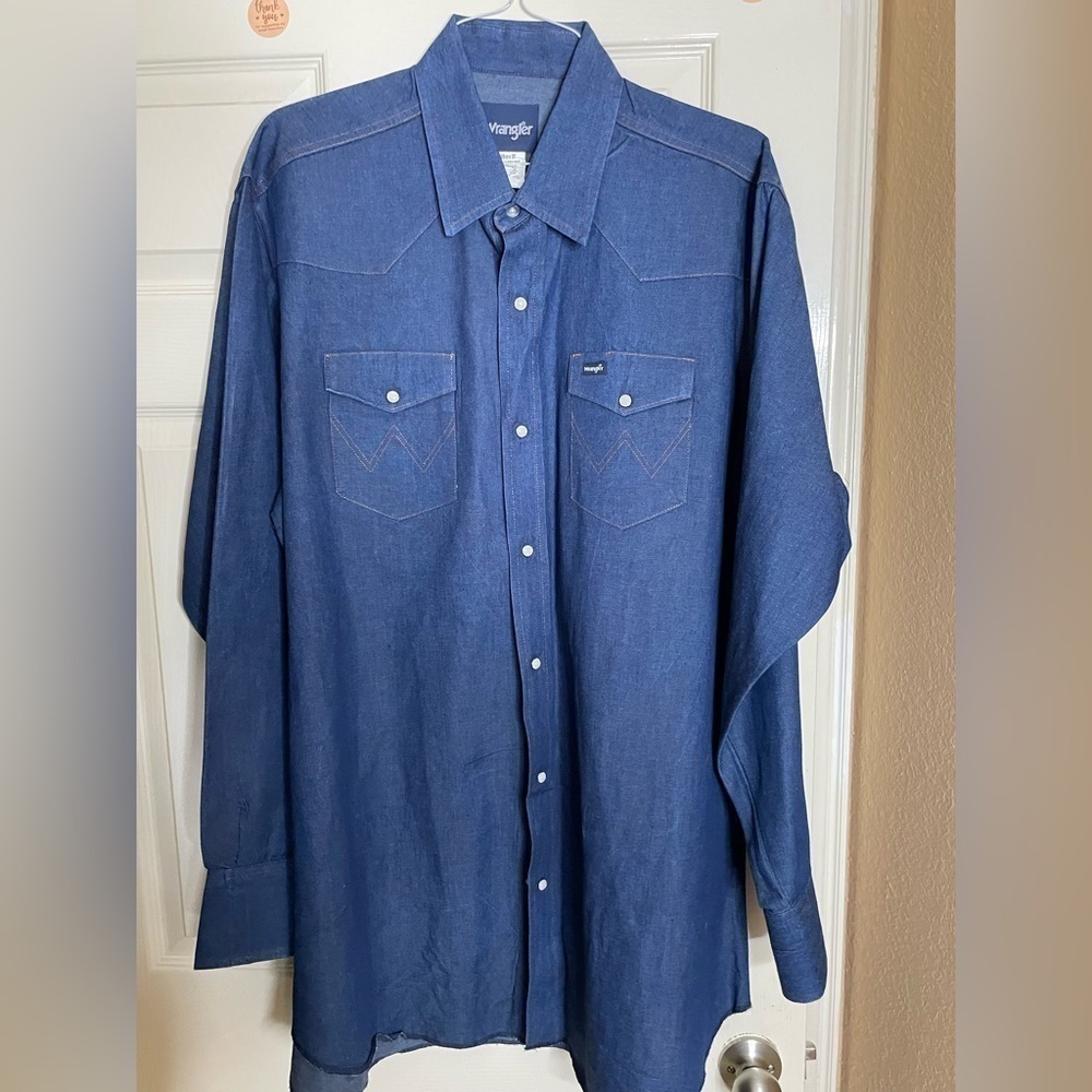 Wrangler Sherpa Fleece Lined Denim Shirt Dark Wash Button Up Pockets Men's XLT   - Picture 10 of 11